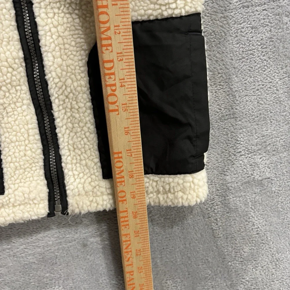 G.H. Bass & Co. Sherpa Fleece Vest Youth Kids 6 White Black Full Zip